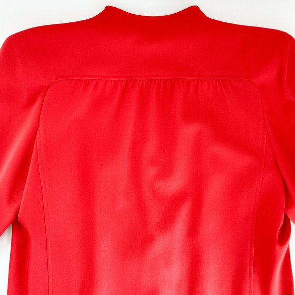 1970's Valentino Oversized Women's Red Blazer with Sewn in Shoulder Pads - Picture 13 of 13